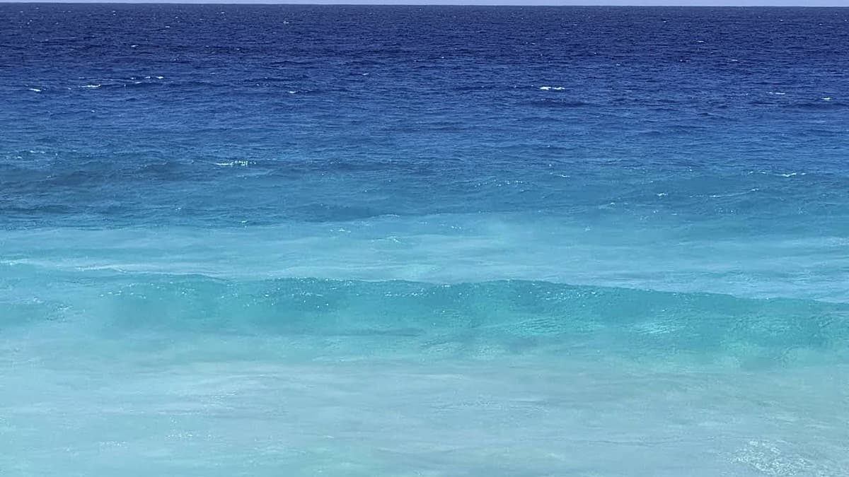 Kua Bay Beach photo 3