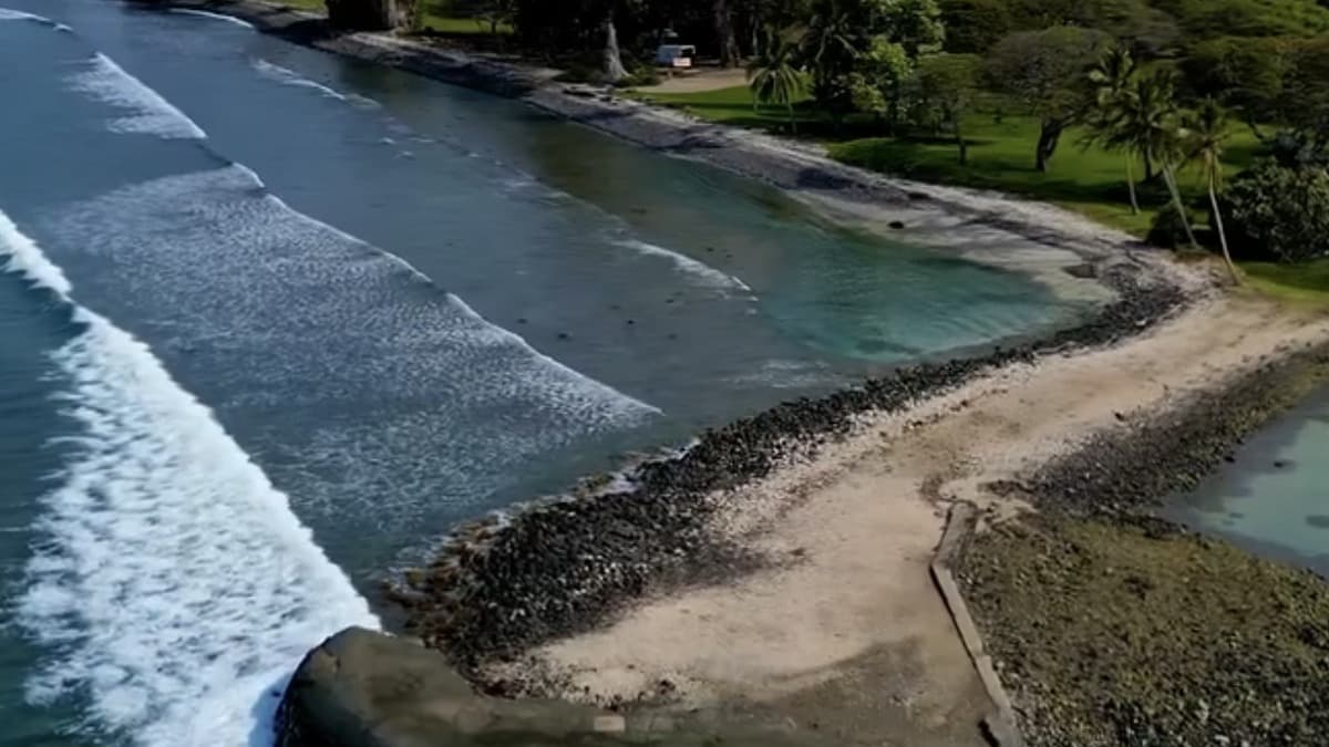 Olowalu Beach photo 1