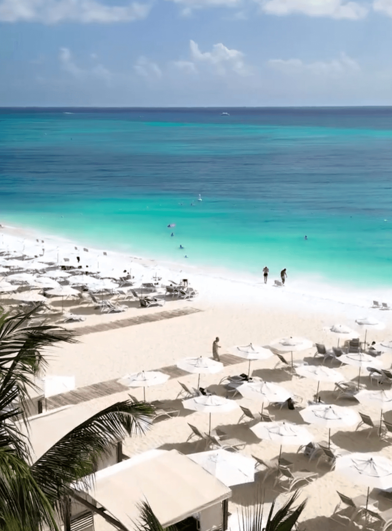 Seven Mile Beach photo 3