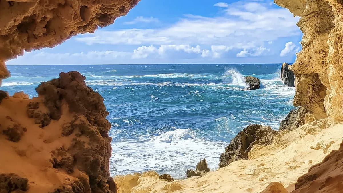 Shipwreck Beach photo 1
