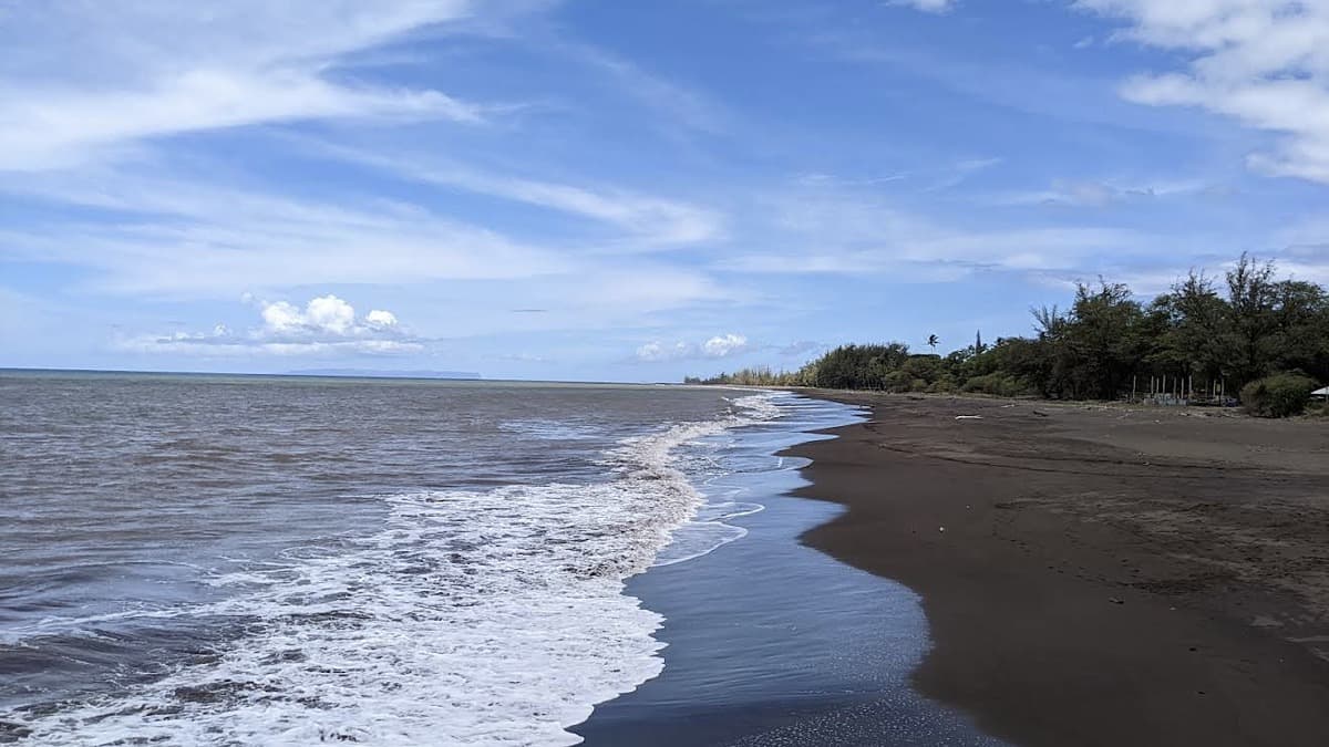 Waimea Beach photo 2