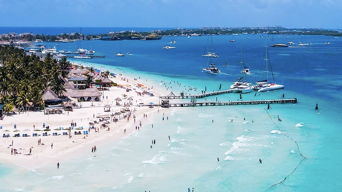 Playa Norte on Isla Mujeres, soft white sand and calm flat turquoise water off Cancun